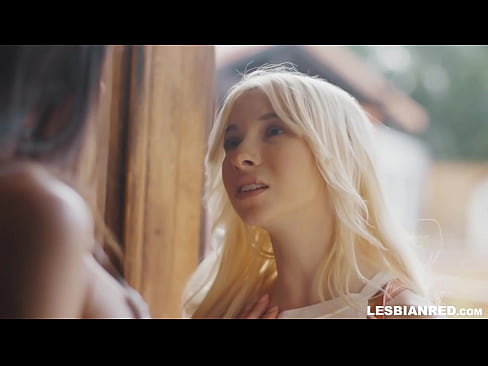 ❤️ La noia torna a casa uns mesos després i s'acaba menjant el cony de la seva madrastra ❤️❌ Vídeo de merda al ca.tube-sexer.ru ❤